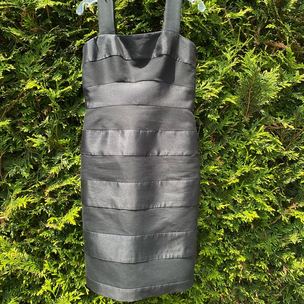 Charles Chang-Lima size 6 black dress